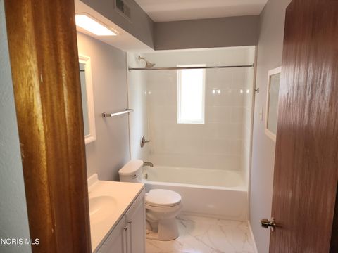 Tiny photo for 3424 Saint Bernard Drive, Toledo, OH 43613 (MLS # 10006747)