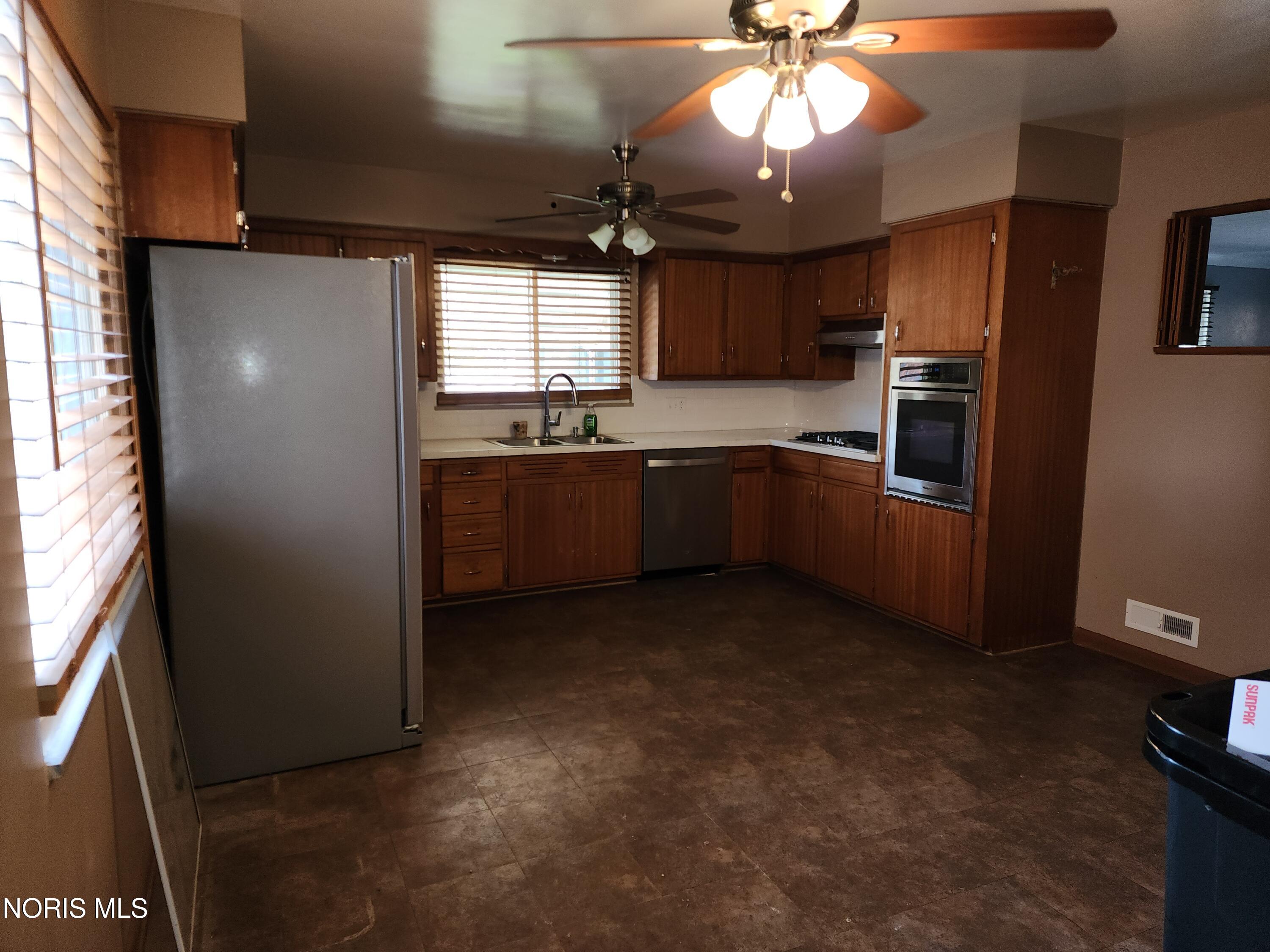 3424 Saint Bernard Drive