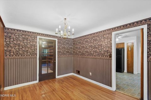 Tiny photo for 3425 Brantford Road, Ottawa Hills, OH 43606 (MLS # 10008451)