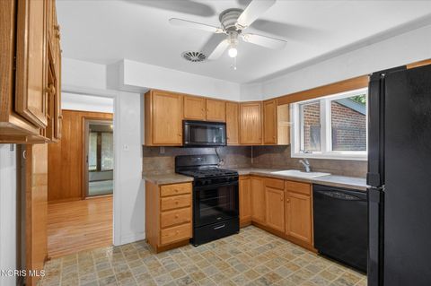 Tiny photo for 3425 Brantford Road, Ottawa Hills, OH 43606 (MLS # 10008451)