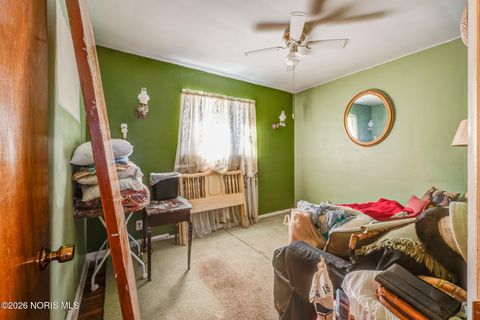 Tiny photo for 820 Mackow Drive, Toledo, OH 43607 (MLS # 10003315)