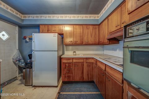 Tiny photo for 820 Mackow Drive, Toledo, OH 43607 (MLS # 10003315)