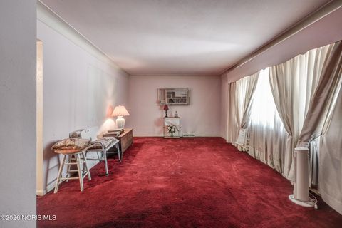 Tiny photo for 820 Mackow Drive, Toledo, OH 43607 (MLS # 10003315)