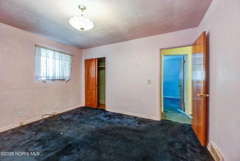 Tiny photo for 820 Mackow Drive, Toledo, OH 43607 (MLS # 10003315)