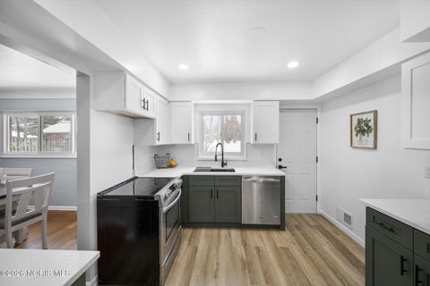 Tiny photo for 5143 Fairgreen Drive, Toledo, OH 43613 (MLS # 10003769)