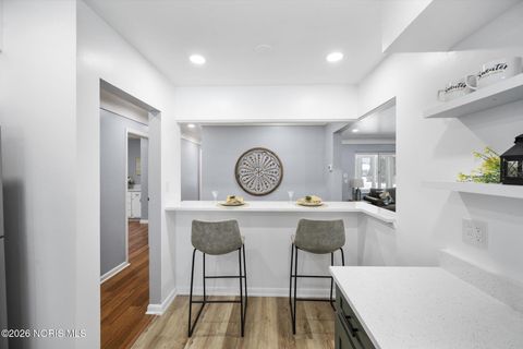 Tiny photo for 5143 Fairgreen Drive, Toledo, OH 43613 (MLS # 10003769)