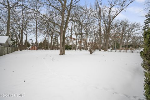 Tiny photo for 5143 Fairgreen Drive, Toledo, OH 43613 (MLS # 10003769)