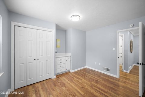 Tiny photo for 5143 Fairgreen Drive, Toledo, OH 43613 (MLS # 10003769)