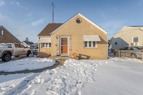 Photo of 2857 113th Street, Toledo, OH 43611 (MLS # 10003882)