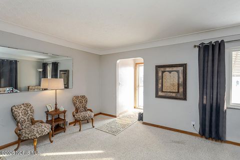 Tiny photo for 2857 113th Street, Toledo, OH 43611 (MLS # 10003882)