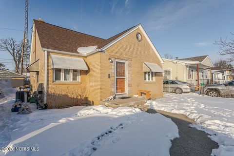 Tiny photo for 2857 113th Street, Toledo, OH 43611 (MLS # 10003882)