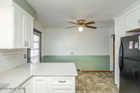 Tiny photo for 2857 113th Street, Toledo, OH 43611 (MLS # 10003882)