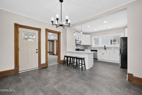 Tiny photo for 122 Palmer Avenue, Bowling Green, OH 43402 (MLS # 10010129)