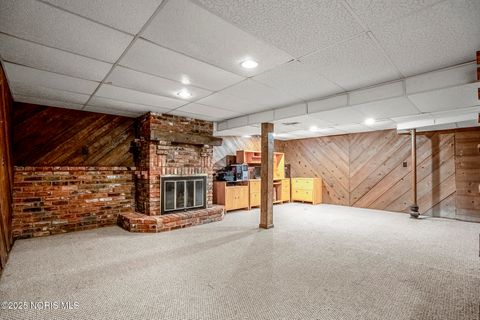 Tiny photo for 331 Crestway Drive, Oregon, OH 43616 (MLS # 10000183)