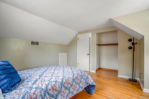 Tiny photo for 331 Crestway Drive, Oregon, OH 43616 (MLS # 10000183)