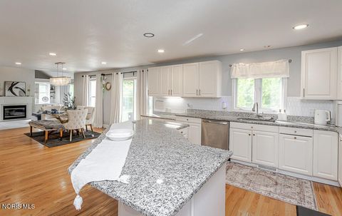 Tiny photo for 8629 St George Drive, Holland, OH 43528 (MLS # 10007613)