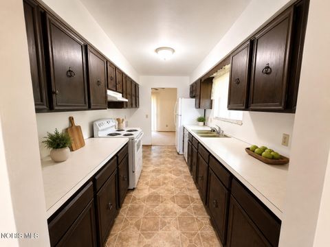 Tiny photo for 443 Overlook Drive, Waterville, OH 43566 (MLS # 10007993)