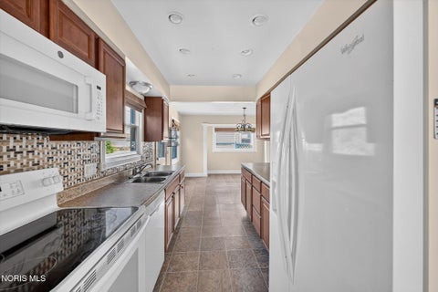 Tiny photo for 2633 Detwiler Drive, Toledo, OH 43611 (MLS # 10014428)
