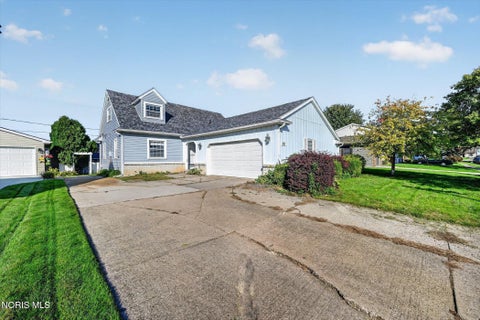 Tiny photo for 2633 Detwiler Drive, Toledo, OH 43611 (MLS # 10014428)