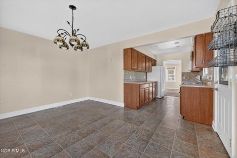 Tiny photo for 2633 Detwiler Drive, Toledo, OH 43611 (MLS # 10014428)
