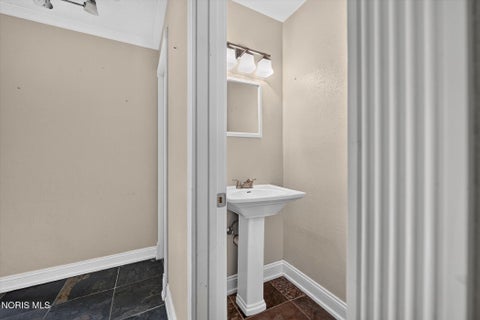 Tiny photo for 2633 Detwiler Drive, Toledo, OH 43611 (MLS # 10014428)