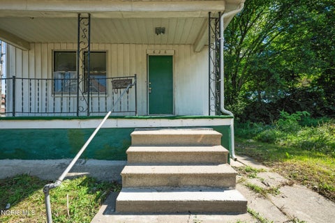 Tiny photo for 628 Blair Court, Toledo, OH 43604 (MLS # 10013471)