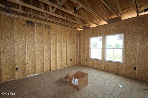 Tiny photo for 925 Creekside Lane, Bowling Green, OH 43402 (MLS # 10009646)