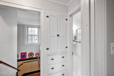 Tiny photo for 1732 Wildwood Road, Toledo, OH 43614 (MLS # 10004829)