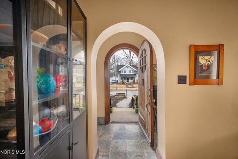 Tiny photo for 1732 Wildwood Road, Toledo, OH 43614 (MLS # 10004829)