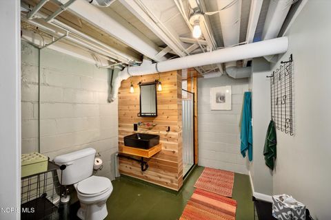 Tiny photo for 1732 Wildwood Road, Toledo, OH 43614 (MLS # 10004829)