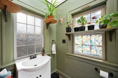 Tiny photo for 1732 Wildwood Road, Toledo, OH 43614 (MLS # 10004829)