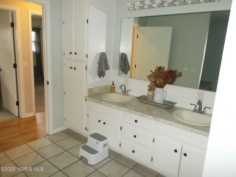 Tiny photo for 404 Murbach Street, Archbold, OH 43502 (MLS # 10002366)