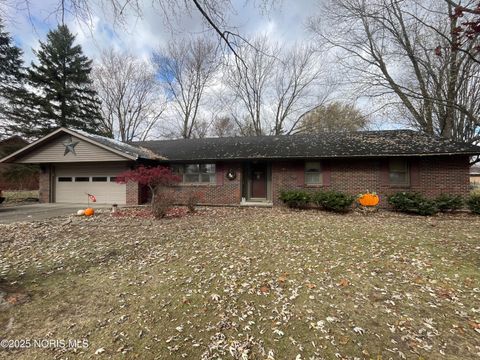 Photo of 113 Sycamore Lane, Bryan, OH 43506 (MLS # 10001388)