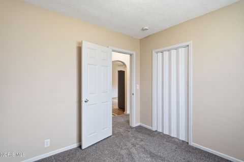 Tiny photo for 888 Lincoln Avenue, Fostoria, OH 44830 (MLS # 10010897)