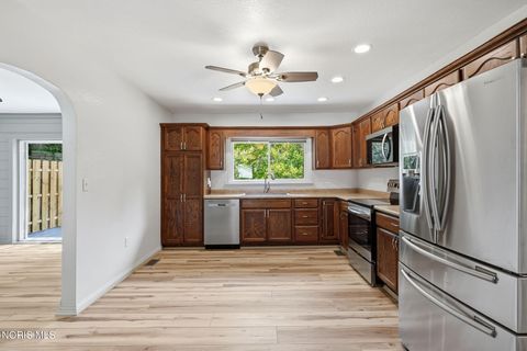 Tiny photo for 888 Lincoln Avenue, Fostoria, OH 44830 (MLS # 10010897)
