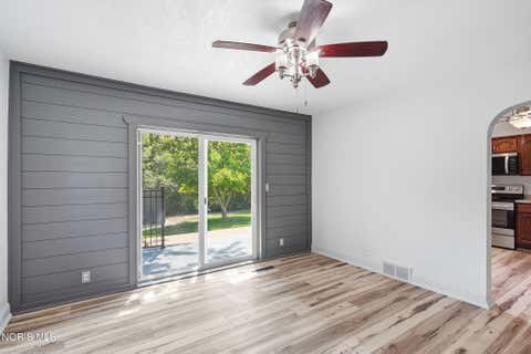 Tiny photo for 888 Lincoln Avenue, Fostoria, OH 44830 (MLS # 10010897)