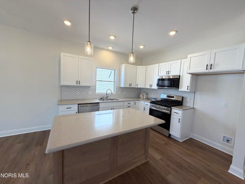 Tiny photo for 5029 Easton Drive, Oregon, OH 43616 (MLS # 10012712)