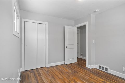 Tiny photo for 1033 Anderson Avenue, Maumee, OH 43537 (MLS # 10003721)