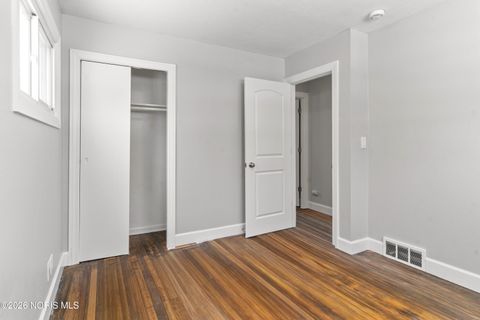 Tiny photo for 1033 Anderson Avenue, Maumee, OH 43537 (MLS # 10003721)