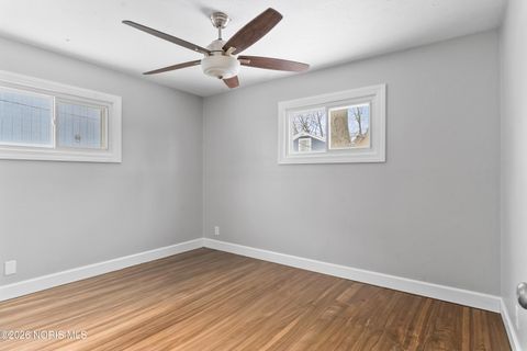 Tiny photo for 1033 Anderson Avenue, Maumee, OH 43537 (MLS # 10003721)