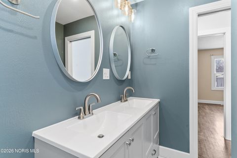 Tiny photo for 1033 Anderson Avenue, Maumee, OH 43537 (MLS # 10003721)