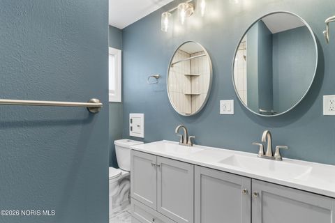 Tiny photo for 1033 Anderson Avenue, Maumee, OH 43537 (MLS # 10003721)