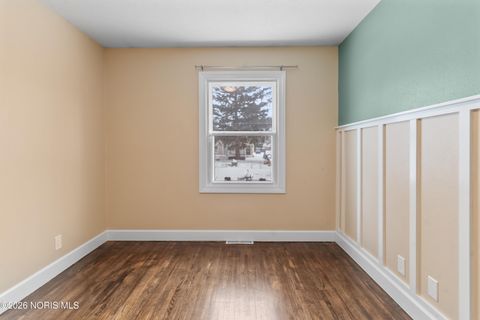 Tiny photo for 1033 Anderson Avenue, Maumee, OH 43537 (MLS # 10003721)