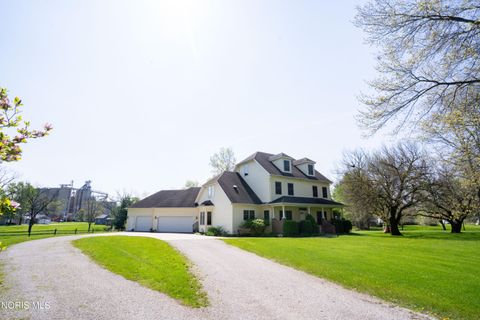 Photo of 315 W Woodcox Street, Antwerp, OH 45813 (MLS # 10006578)