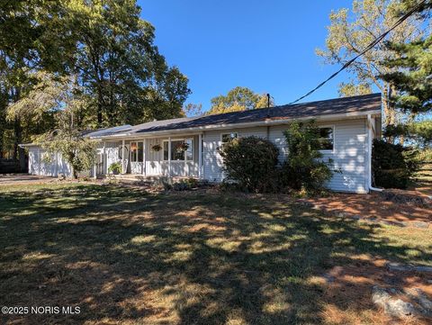Photo of 5162 Warner Road, Wayne, OH 43466 (MLS # 10000470)