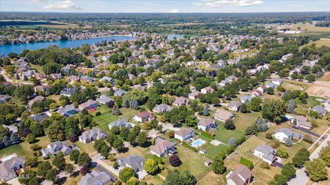 Tiny photo for 3159 Estuary Place, Maumee, OH 43537 (MLS # 10007474)
