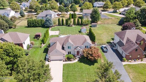 Tiny photo for 3159 Estuary Place, Maumee, OH 43537 (MLS # 10007474)