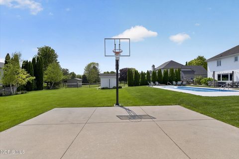 Tiny photo for 3159 Estuary Place, Maumee, OH 43537 (MLS # 10007474)