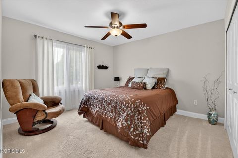 Tiny photo for 3159 Estuary Place, Maumee, OH 43537 (MLS # 10007474)