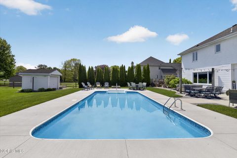 Tiny photo for 3159 Estuary Place, Maumee, OH 43537 (MLS # 10007474)